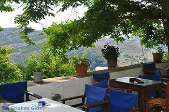 Apiranthos Naxos - Cycladen Griekenland- nr 47 - Foto van https://www.grieksegids.nl/fotos/naxos/normaal/apiranthos-naxos-047.jpg