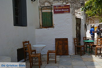 Apiranthos Naxos - Cycladen Griekenland- nr 49 - Foto van https://www.grieksegids.nl/fotos/naxos/normaal/apiranthos-naxos-049.jpg