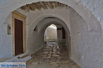Apiranthos Naxos - Cycladen Griekenland- nr 61 - Foto van https://www.grieksegids.nl/fotos/naxos/normaal/apiranthos-naxos-061.jpg