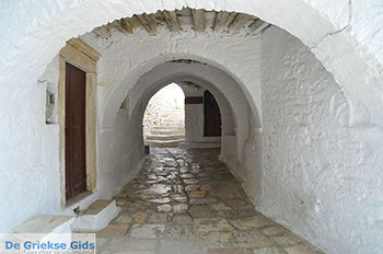 Apiranthos Naxos - Cycladen Griekenland- nr 77 - Foto van https://www.grieksegids.nl/fotos/naxos/normaal/apiranthos-naxos-077.jpg