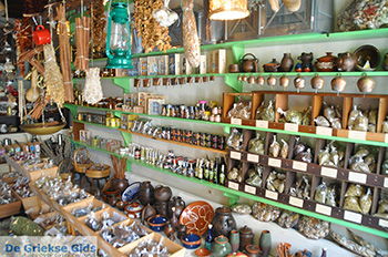 Apiranthos Naxos - Cycladen Griekenland- nr 79 - Foto van https://www.grieksegids.nl/fotos/naxos/normaal/apiranthos-naxos-079.jpg