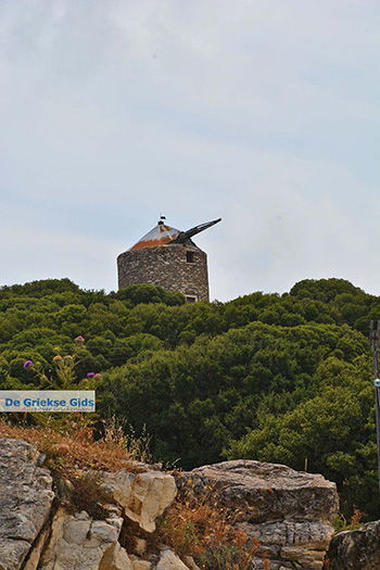 Apiranthos Naxos - Cycladen Griekenland- nr 81 - Foto van https://www.grieksegids.nl/fotos/naxos/normaal/apiranthos-naxos-081.jpg