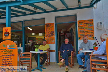 Apollonas Naxos - Cycladen Griekenland- nr 13 - Foto van https://www.grieksegids.nl/fotos/naxos/normaal/apollonas-naxos-013.jpg