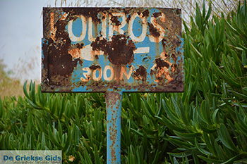 Apollonas Naxos - Cycladen Griekenland- nr 23 - Foto van https://www.grieksegids.nl/fotos/naxos/normaal/apollonas-naxos-023.jpg