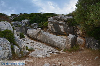 Apollonas Naxos - Cycladen Griekenland- nr 43 - Foto van https://www.grieksegids.nl/fotos/naxos/normaal/apollonas-naxos-043.jpg
