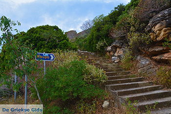 Apollonas Naxos - Cycladen Griekenland- nr 69 - Foto van https://www.grieksegids.nl/fotos/naxos/normaal/apollonas-naxos-069.jpg