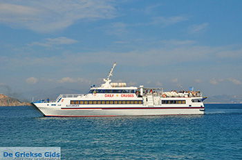 Bootjes bij Naxos - Cycladen Griekenland- nr 4 - Foto van https://www.grieksegids.nl/fotos/naxos/normaal/bootjes-bij-naxos-004.jpg