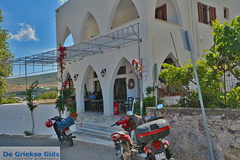 Engares Naxos - Cycladen Griekenland- nr 15 - Foto van https://www.grieksegids.nl/fotos/naxos/normaal/engares-naxos-015.jpg