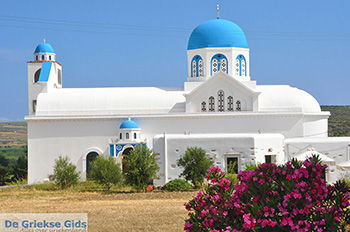 Engares Naxos - Cycladen Griekenland- nr 31 - Foto van https://www.grieksegids.nl/fotos/naxos/normaal/engares-naxos-031.jpg