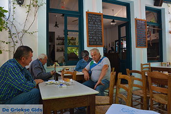 Filoti Naxos - Cycladen Griekenland- nr 29 - Foto van https://www.grieksegids.nl/fotos/naxos/normaal/filoti-naxos-029.jpg