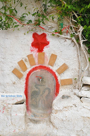 Kato Sangri Naxos - Cycladen Griekenland- nr 37 - Foto van https://www.grieksegids.nl/fotos/naxos/normaal/kato-sangri-naxos-037.jpg