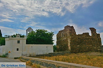 Kato Sangri Naxos - Cycladen Griekenland- nr 49 - Foto van https://www.grieksegids.nl/fotos/naxos/normaal/kato-sangri-naxos-049.jpg