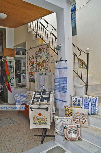 Naxos stad - Cycladen Griekenland - nr 51 - Foto van https://www.grieksegids.nl/fotos/naxos/normaal/naxos-stad-051.jpg