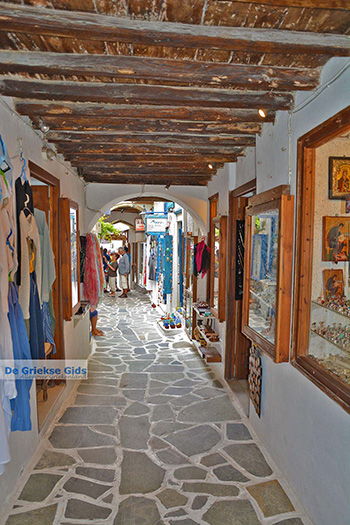 Naxos stad - Cycladen Griekenland - nr 53 - Foto van https://www.grieksegids.nl/fotos/naxos/normaal/naxos-stad-053.jpg