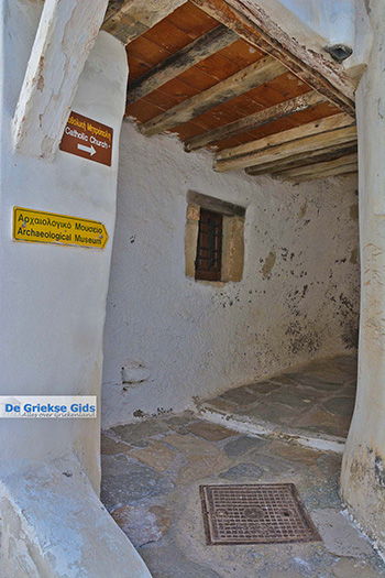 Naxos stad - Cycladen Griekenland - nr 64 - Foto van https://www.grieksegids.nl/fotos/naxos/normaal/naxos-stad-064.jpg