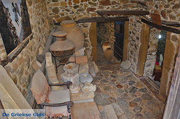 Naxos stad - Cycladen Griekenland - nr 91 - Foto van https://www.grieksegids.nl/fotos/naxos/normaal/naxos-stad-091.jpg