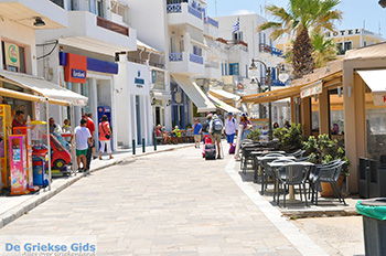 Naxos stad - Cycladen Griekenland - nr 96 - Foto van https://www.grieksegids.nl/fotos/naxos/normaal/naxos-stad-096.jpg