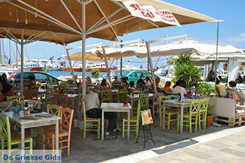 Naxos stad - Cycladen Griekenland - nr 108 - Foto van https://www.grieksegids.nl/fotos/naxos/normaal/naxos-stad-108.jpg