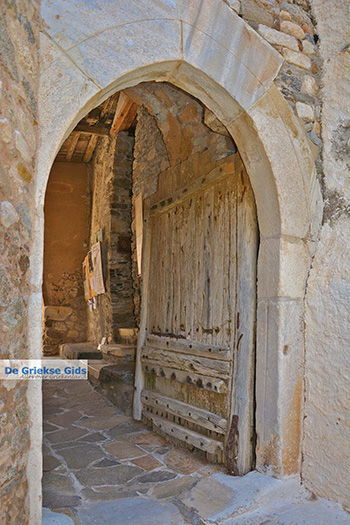 Naxos stad - Cycladen Griekenland - nr 115 - Foto van https://www.grieksegids.nl/fotos/naxos/normaal/naxos-stad-115.jpg