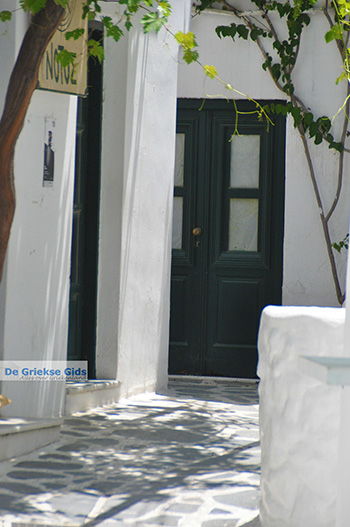 Naxos stad - Cycladen Griekenland - nr 195 - Foto van https://www.grieksegids.nl/fotos/naxos/normaal/naxos-stad-195.jpg