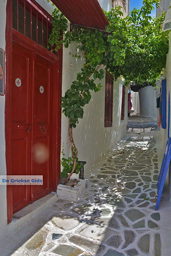 Naxos stad - Cycladen Griekenland - nr 223 - Foto van https://www.grieksegids.nl/fotos/naxos/normaal/naxos-stad-223.jpg