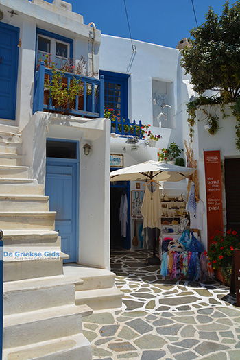 Naxos stad - Cycladen Griekenland - nr 262 - Foto van https://www.grieksegids.nl/fotos/naxos/normaal/naxos-stad-262.jpg