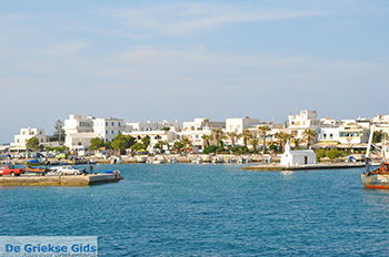 Naxos stad - Cycladen Griekenland - nr 271 - Foto van https://www.grieksegids.nl/fotos/naxos/normaal/naxos-stad-271.jpg
