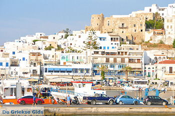 Naxos stad - Cycladen Griekenland - nr 277 - Foto van https://www.grieksegids.nl/fotos/naxos/normaal/naxos-stad-277.jpg