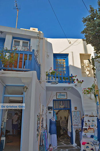 Naxos stad - Cycladen Griekenland - nr 307 - Foto van https://www.grieksegids.nl/fotos/naxos/normaal/naxos-stad-307.jpg