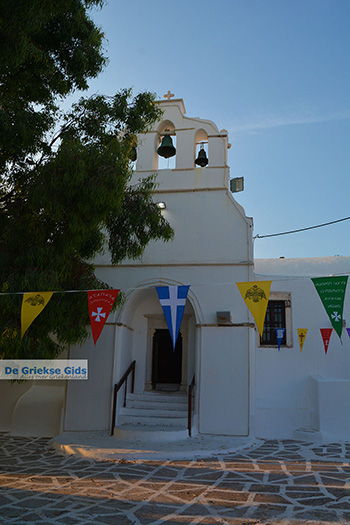 Naxos stad - Cycladen Griekenland - nr 319 - Foto van https://www.grieksegids.nl/fotos/naxos/normaal/naxos-stad-319.jpg