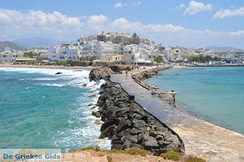 Naxos stad - Cycladen Griekenland - nr 328 - Foto van https://www.grieksegids.nl/fotos/naxos/normaal/naxos-stad-328.jpg