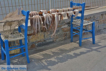 Naxos stad - Cycladen Griekenland - nr 338 - Foto van https://www.grieksegids.nl/fotos/naxos/normaal/naxos-stad-338.jpg