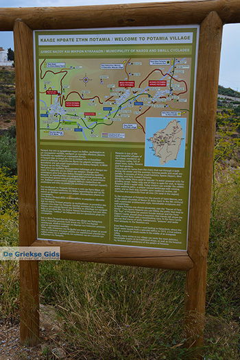 Potamia Naxos - Cycladen Griekenland - nr 1 - Foto van https://www.grieksegids.nl/fotos/naxos/normaal/potamia-naxos-001.jpg