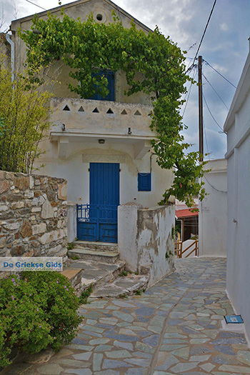Potamia Naxos - Cycladen Griekenland - nr 72 - Foto van https://www.grieksegids.nl/fotos/naxos/normaal/potamia-naxos-072.jpg