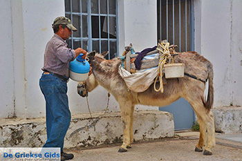 Vivlos Naxos - Cycladen Griekenland - nr 11 - Foto van https://www.grieksegids.nl/fotos/naxos/normaal/vivlos-naxos-011.jpg