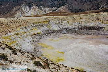 Vulkaan Nisyros - Dodecanese foto 6 - Foto van https://www.grieksegids.nl/fotos/nisyros/350pix/nisyros-vulkaan-006.jpg