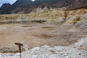 Vulkaan Nisyros - Dodecanese foto 13 - Foto van https://www.grieksegids.nl/fotos/nisyros/350pix/nisyros-vulkaan-013.jpg