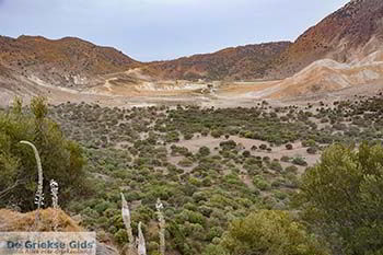 Vulkaan Nisyros - Dodecanese foto 20 - Foto van https://www.grieksegids.nl/fotos/nisyros/350pix/nisyros-vulkaan-020.jpg