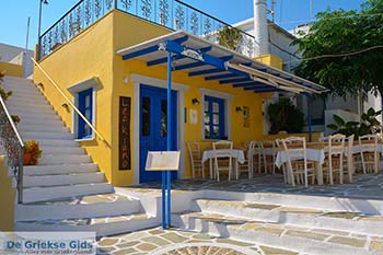 Lefkes Paros - Cycladen -  Foto 11 - Foto van https://www.grieksegids.nl/fotos/paros/lefkes/350pix/lefkes-paros-011.jpg