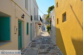 Lefkes Paros - Cycladen -  Foto 12 - Foto van https://www.grieksegids.nl/fotos/paros/lefkes/350pix/lefkes-paros-012.jpg