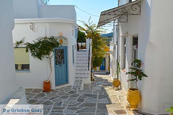Lefkes Paros - Cycladen -  Foto 26 - Foto van https://www.grieksegids.nl/fotos/paros/lefkes/350pix/lefkes-paros-026.jpg