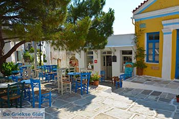 Lefkes Paros - Cycladen -  Foto 30 - Foto van https://www.grieksegids.nl/fotos/paros/lefkes/350pix/lefkes-paros-030.jpg