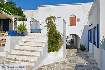 Lefkes Paros - Cycladen -  Foto 65 - Foto van https://www.grieksegids.nl/fotos/paros/lefkes/350pix/lefkes-paros-065.jpg