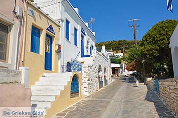 Lefkes Paros - Cycladen -  Foto 67 - Foto van https://www.grieksegids.nl/fotos/paros/lefkes/350pix/lefkes-paros-067.jpg