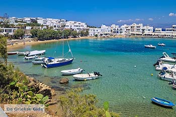 Piso Livadi Paros - Cycladen Griekenland  - Foto van https://www.grieksegids.nl/fotos/paros/normaal/piso-livadi-paros-013.jpg
