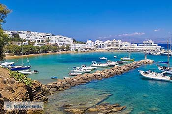 Piso Livadi Paros - Cycladen Griekenland  - Foto van https://www.grieksegids.nl/fotos/paros/normaal/piso-livadi-paros-014.jpg