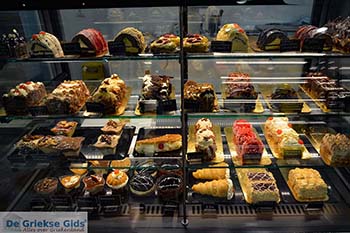 Parikia Paros - Cycladen -  Foto 10 - Foto van https://www.grieksegids.nl/fotos/paros/parikia/350pix/parikia-paros-010.jpg