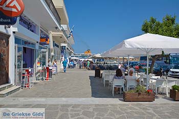 Parikia Paros - Cycladen -  Foto 31 - Foto van https://www.grieksegids.nl/fotos/paros/parikia/350pix/parikia-paros-031.jpg