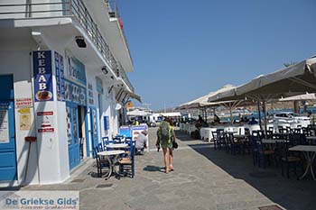 Parikia Paros - Cycladen -  Foto 32 - Foto van https://www.grieksegids.nl/fotos/paros/parikia/350pix/parikia-paros-032.jpg
