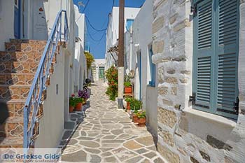 Parikia Paros - Cycladen -  Foto 61 - Foto van https://www.grieksegids.nl/fotos/paros/parikia/350pix/parikia-paros-061.jpg